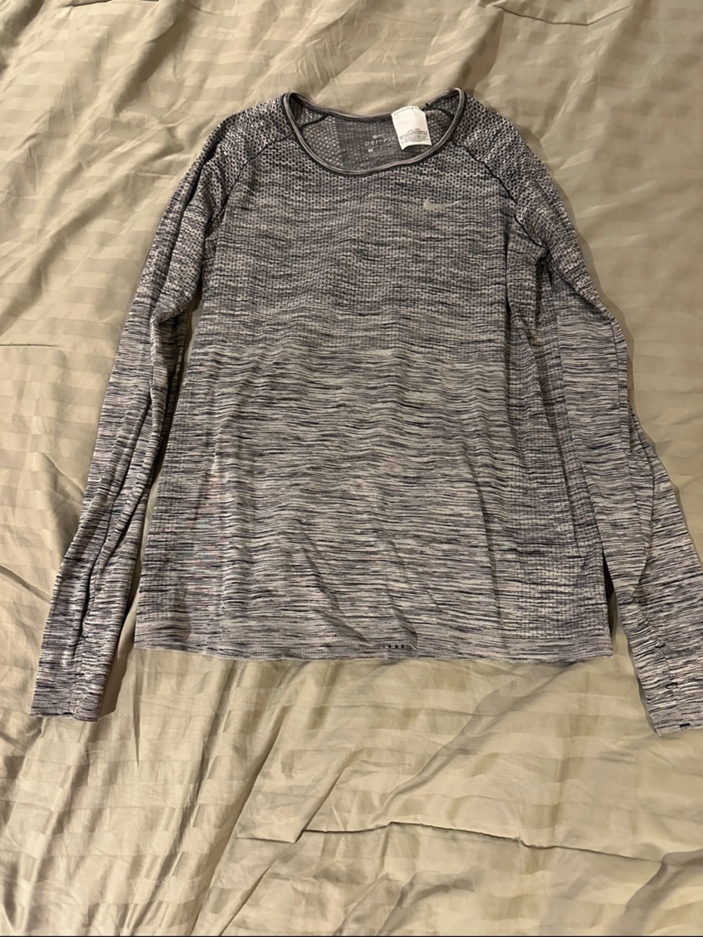 Nike Long Sleeve Heathered Black/Gray Performance Top